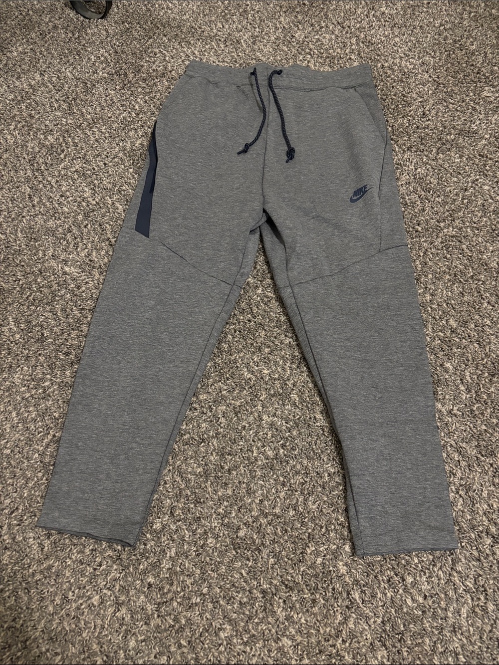 Nike tech fleece joggers grey M athletic athleisure run walk activewear gorpcore